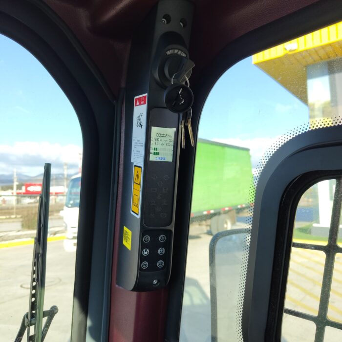 Minicargador Lonking CDM312 - Imagen 9
