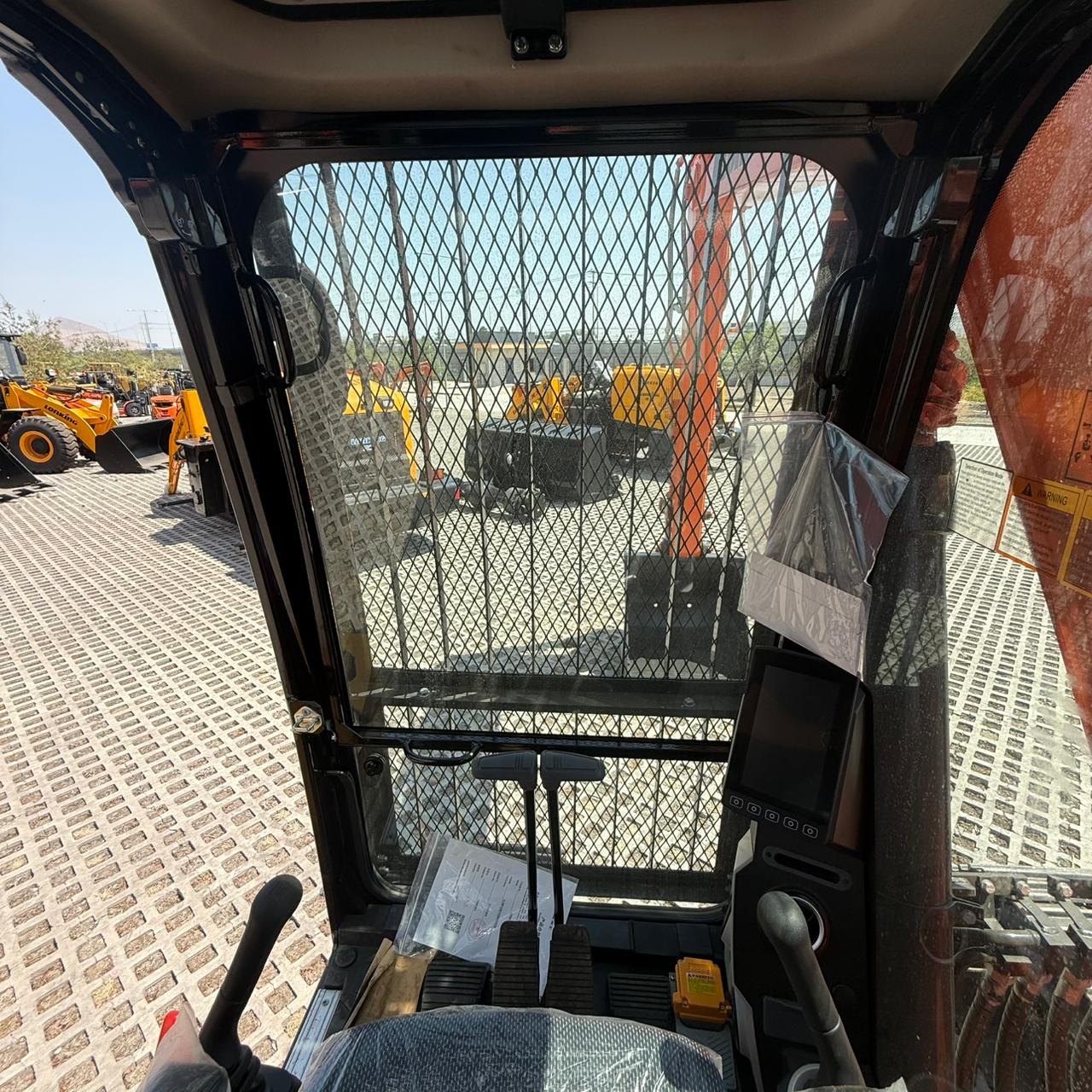 Excavadora Mediana Lonking CDM6150 - Imagen 9